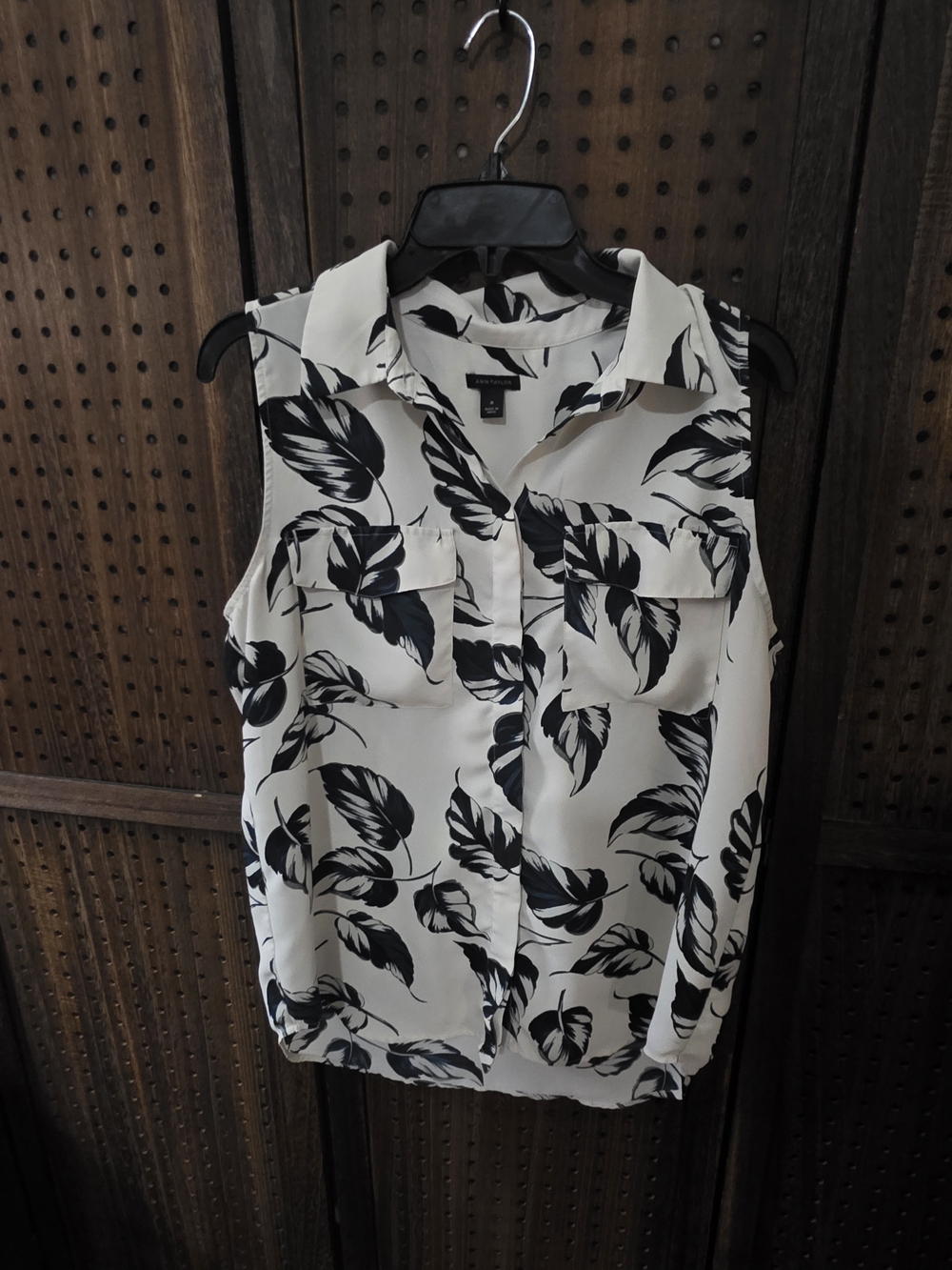 Ann Taylor Sleeveless Collared Blouse with Black Leaf Print - White/Dark Green